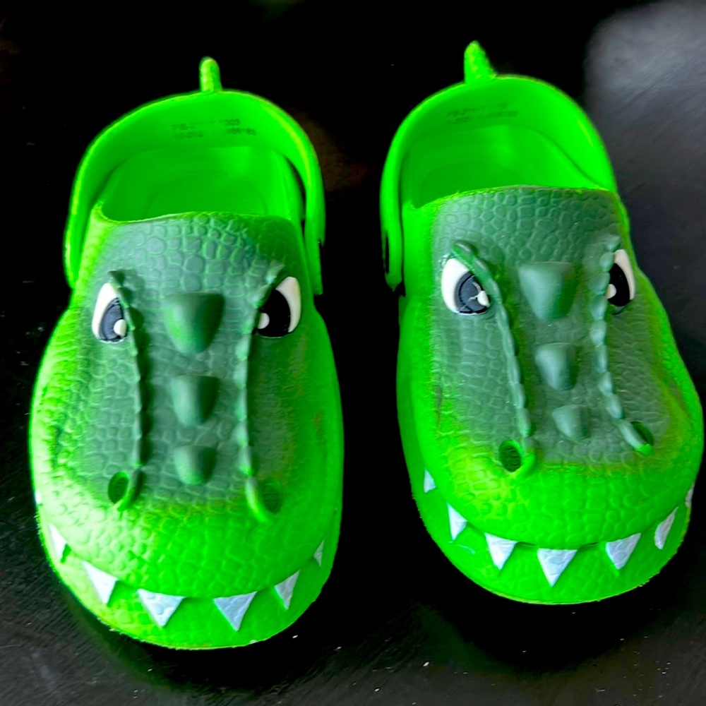 Boy shoes
